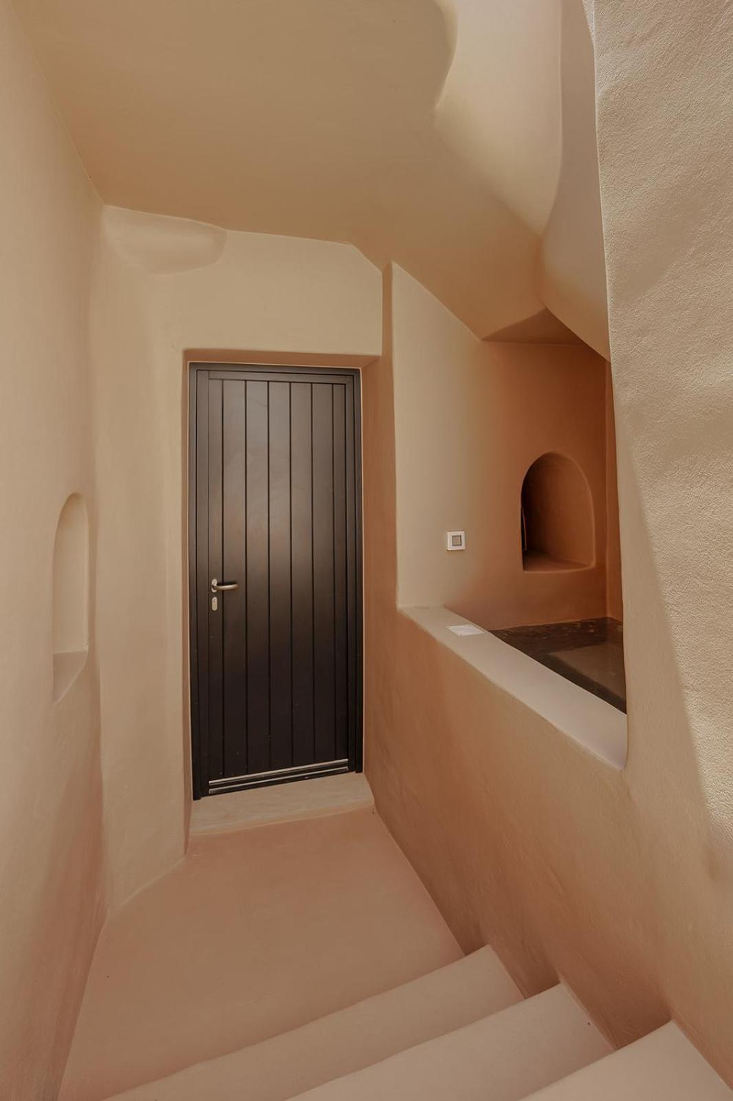 Akri Santorini With Heated Jacuzzi Holiday home Emporio (Santorini)