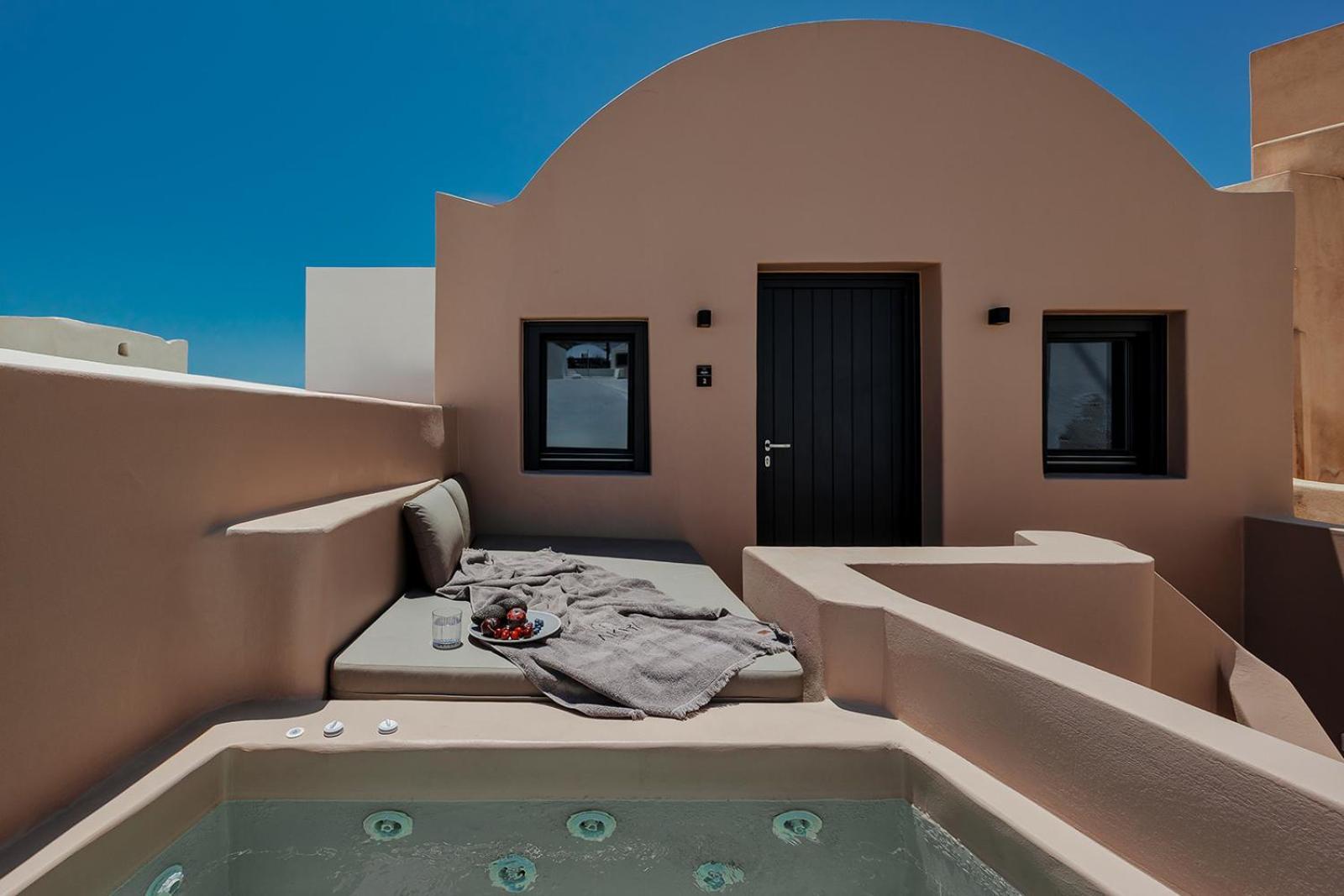 Σπίτι διακοπών Akri Santorini With Heated Jacuzzi Εμπορειό