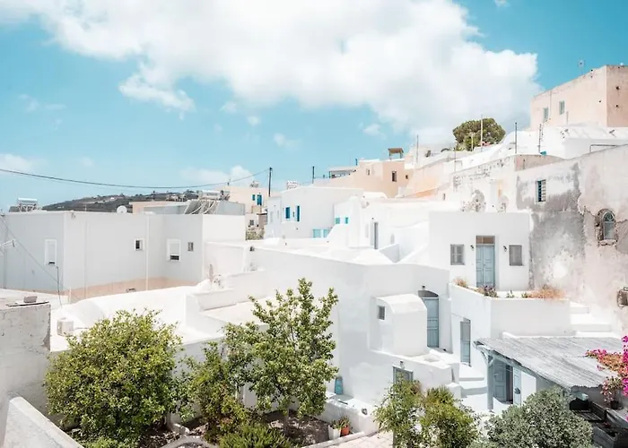 Akri Santorini With Heated Jacuzzi